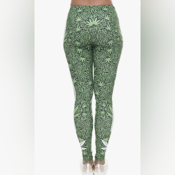 Festie Fever Buttery Soft Printed Pattern Womens Leggings - Picture 3 of 3